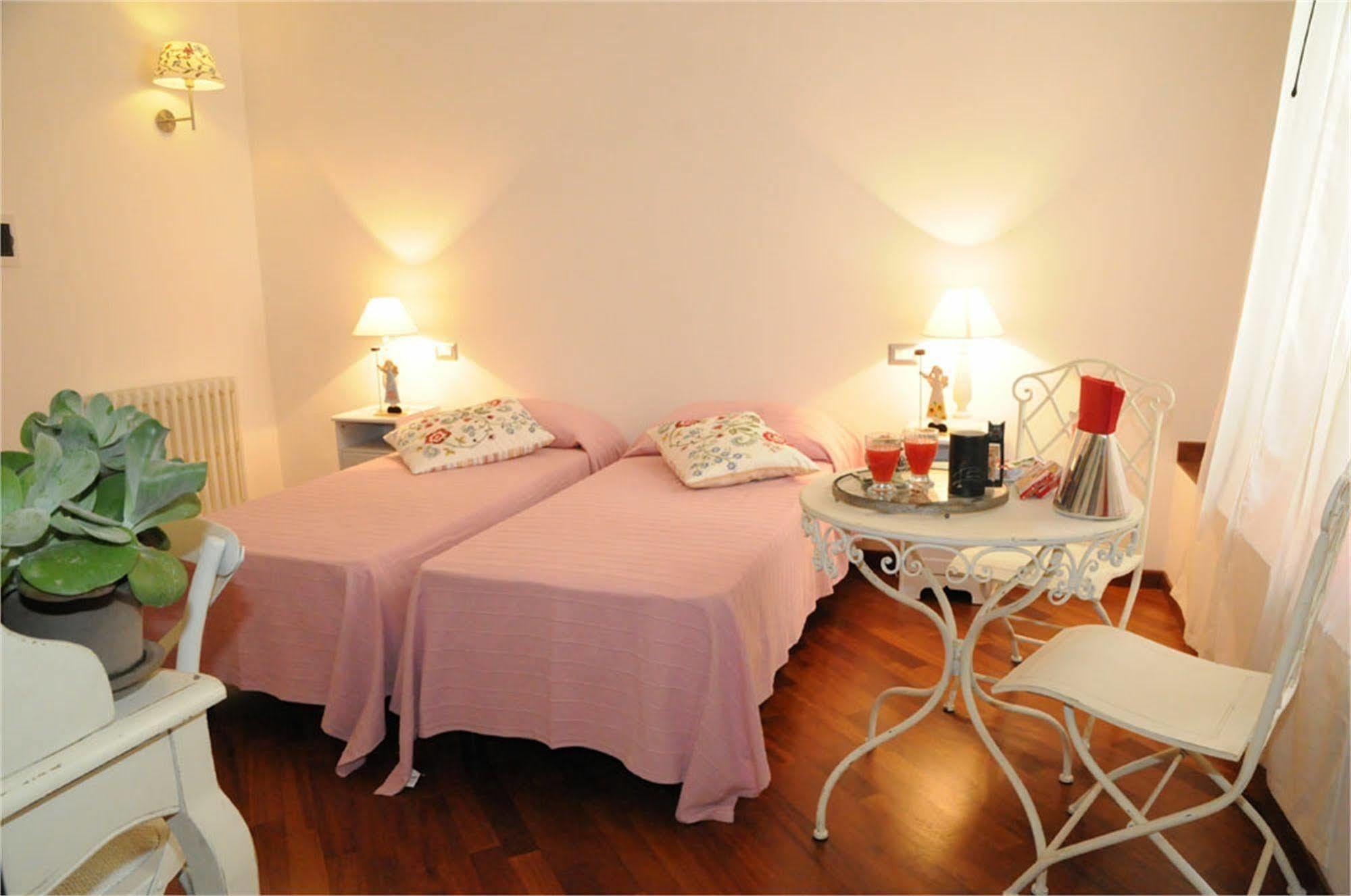 Vatican New Life B&B โรม ภายนอก รูปภาพ